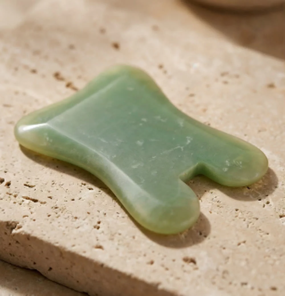 Destička gua sha ze serpentinového jade